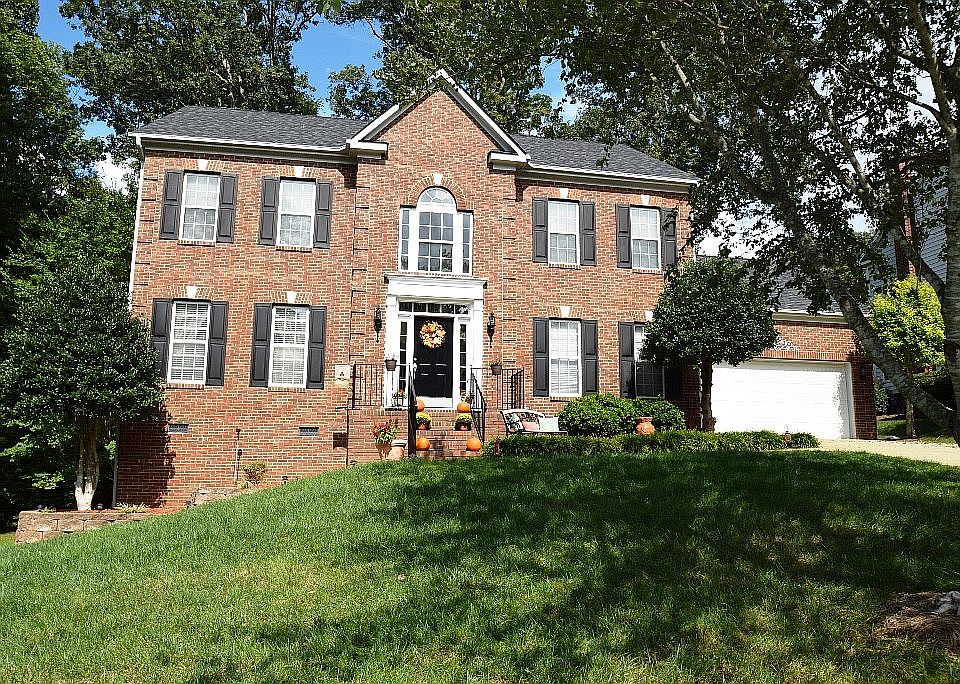 1st image of 1609 Sweetgum Ln