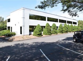 37 Soundview Rd, Guilford, CT 06437