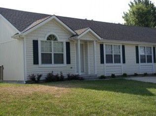 313 NW Central St, Lees Summit, MO 64063