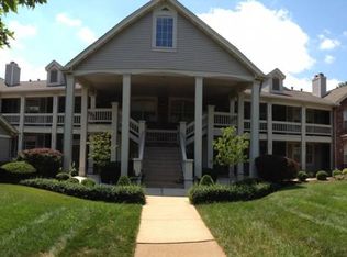 5467 Kenrick Parke Dr, Saint Louis, MO 63119