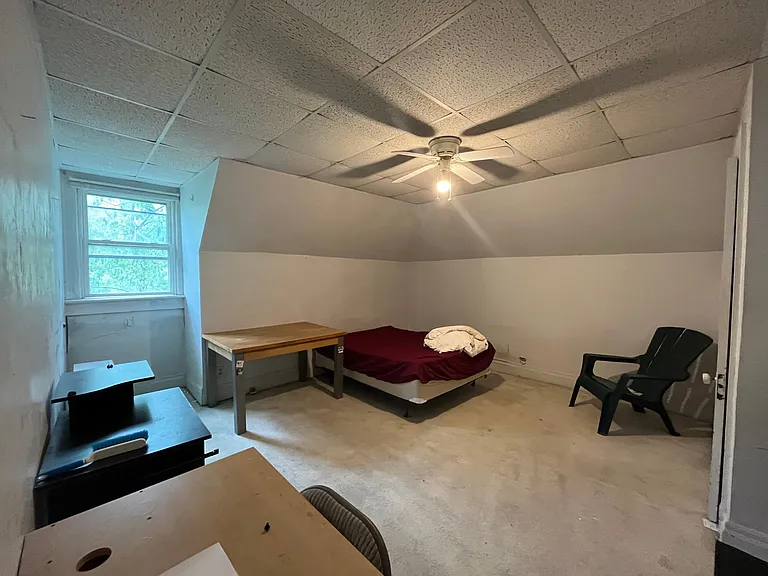5852 Bartlett St #3 — Photo 3