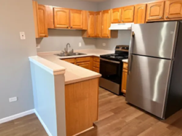 208 Dunteman Dr APT 101, Glendale Heights, IL 60139