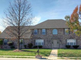 801 Shadow Ridge Xing, O Fallon, IL 62269