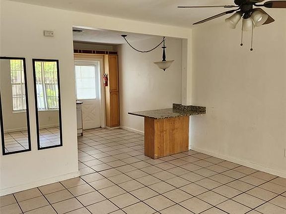 2nd image of 809 W Las Olas Blvd #809