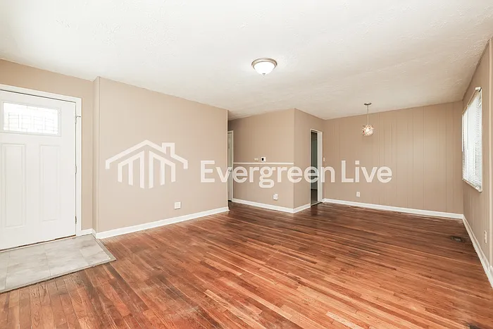 1641 Edendale Rd — Photo 4