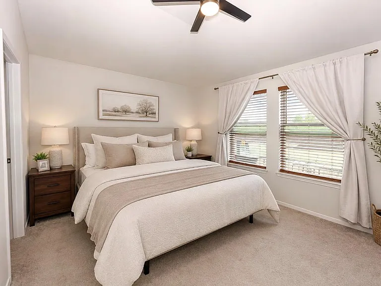 303 Schuyerville Dr — Photo 16
