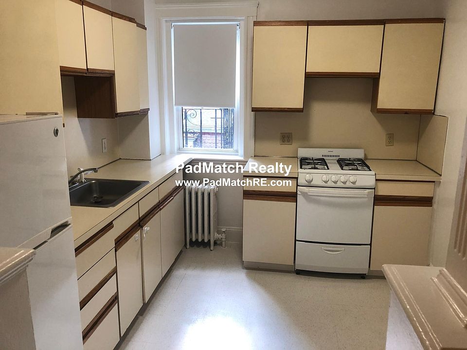 2nd image of 21 Wendell St APT 11