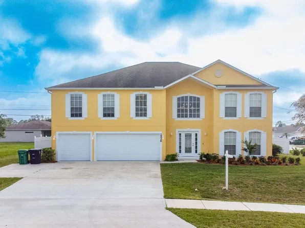 1526 SW Paar Dr, Port Saint Lucie, FL 34953