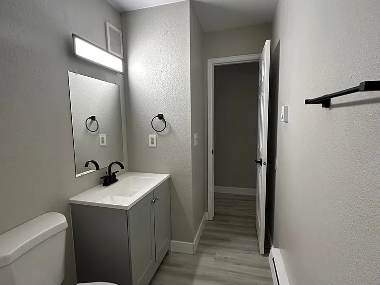 Stone Gate Apartments — Photo 53