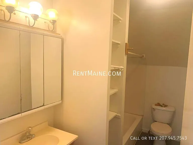 131 Main St — Photo 28