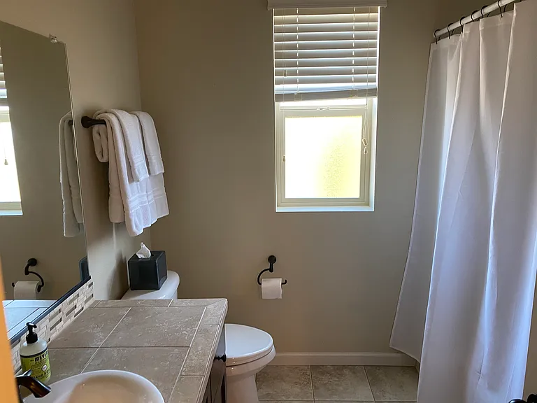 Upstairs hall bath