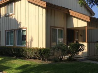 9761 Karmont Ave, South Gate, CA 90280