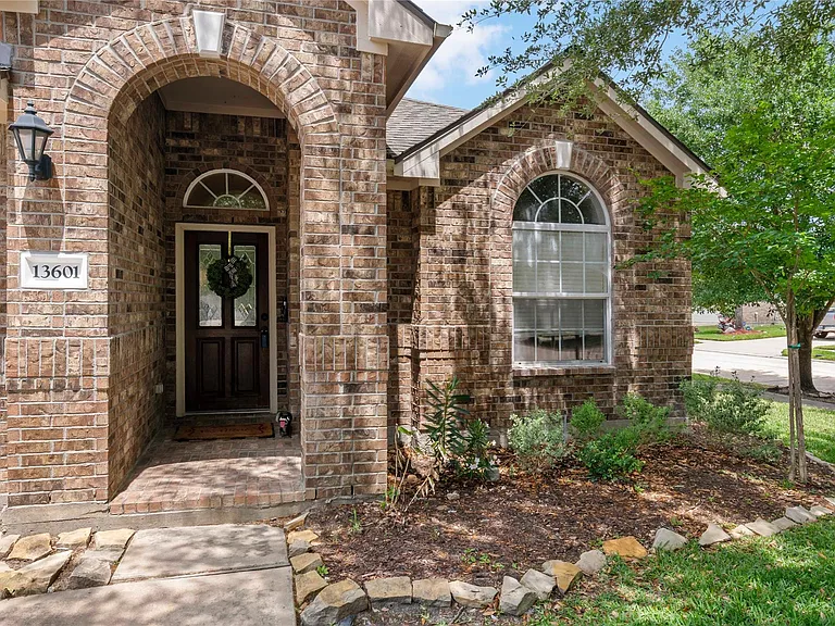 13601 May Pine Ct — Photo 3
