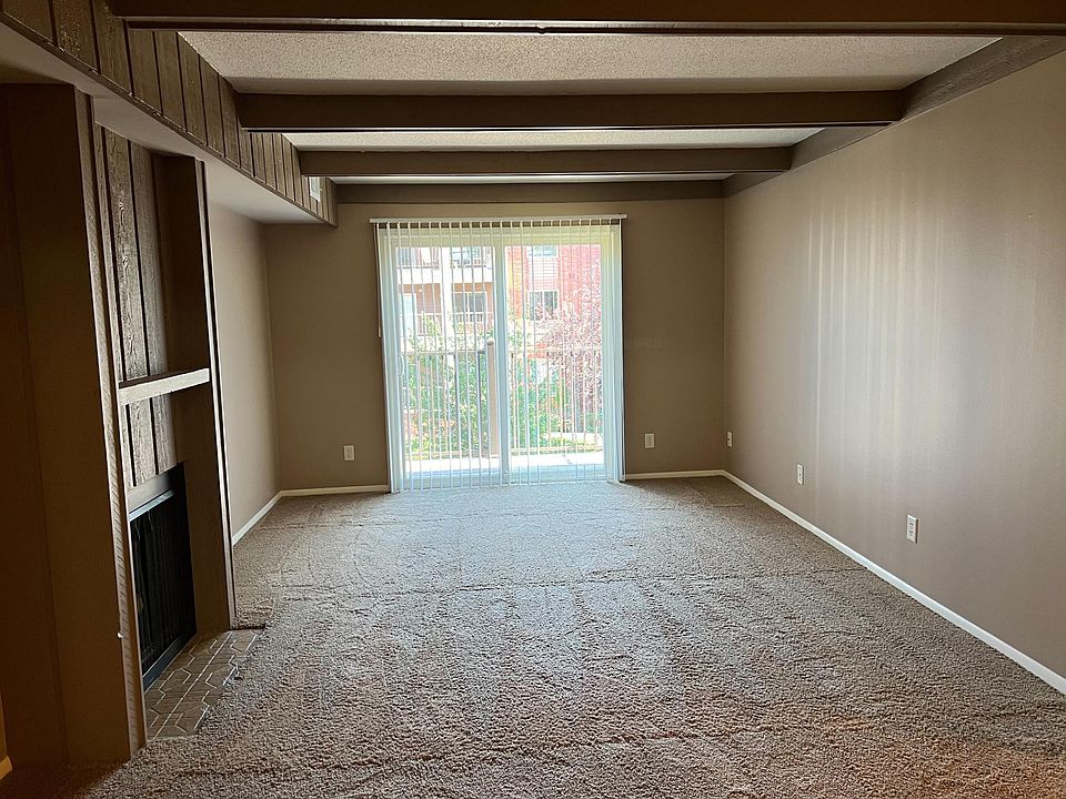 1st image of 2612 S 70th St #46