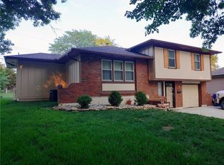 13313 Winchester Ave, Grandview, MO 64030