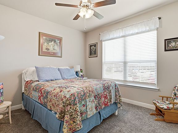 5th image of 1104 Eastland Ln