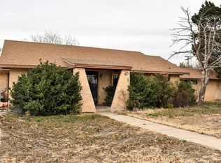 603 SE 8th St, Morton, TX 79346