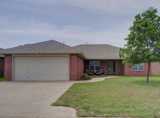 1504 Windsor Ave, Wolfforth, TX 79382