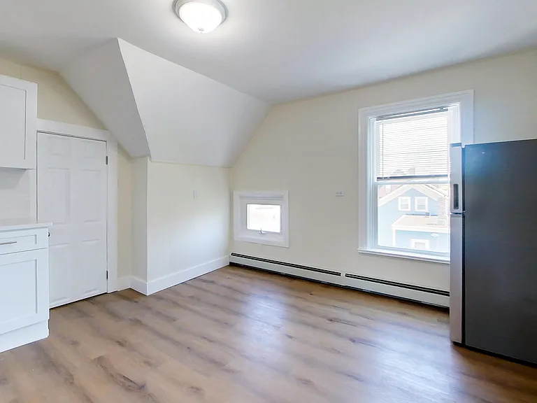 41 Almy St #3 — Photo 6