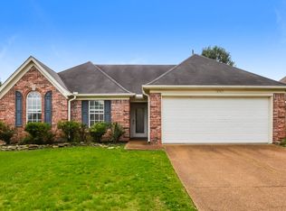 6967 Naples Dr, Cordova, TN 38018