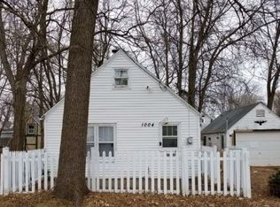 1004 W Kamps Ave, Appleton, WI 54914