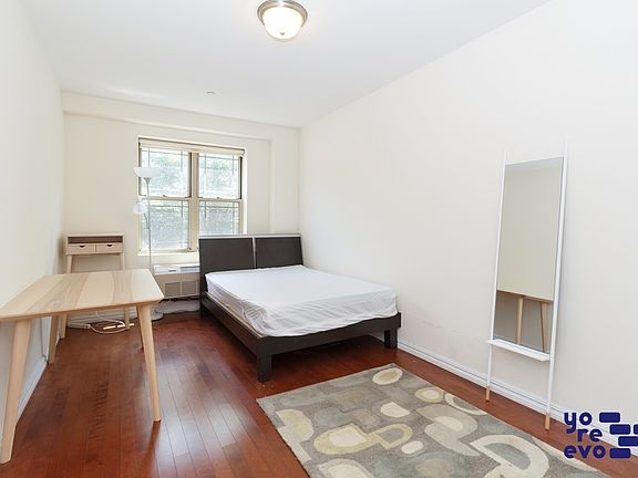 5th image of 4040 75th St #2C
