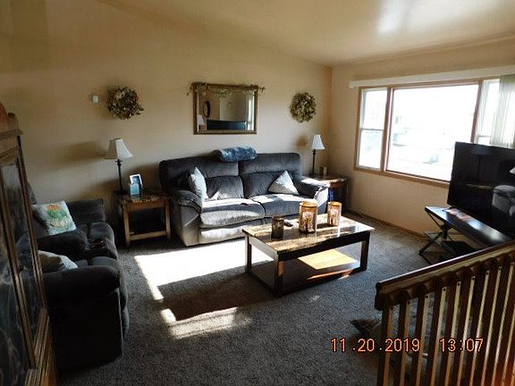 Additional Living Room