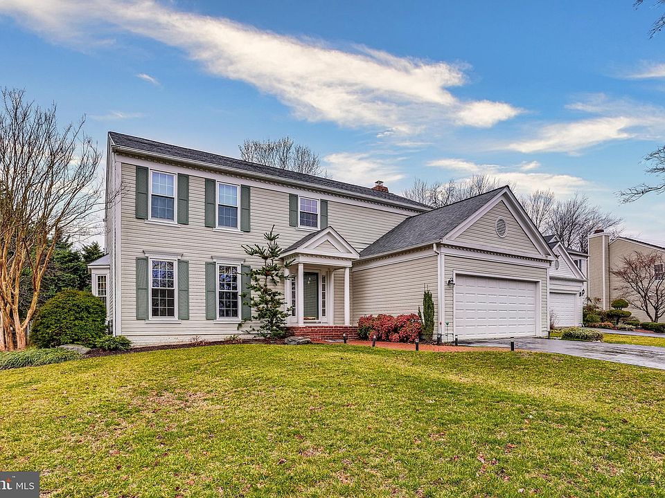 1st image of 1009 Clausen Ln
