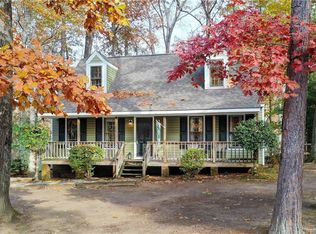2305 N Den Bark Ct, North Chesterfield, VA 23235