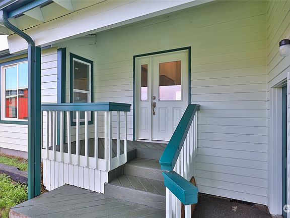 4th image of 21 Cedarville Gardens Lane