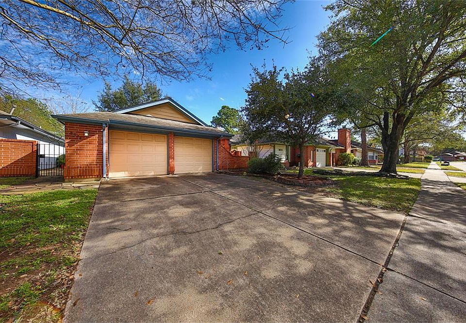 1st image of 8574 Pool Creek Dr