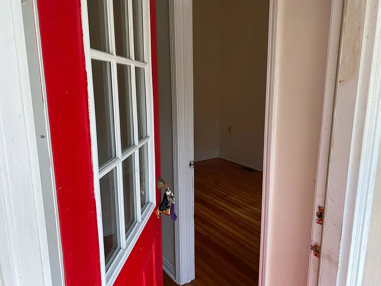 339 Park Ave — Photo 33