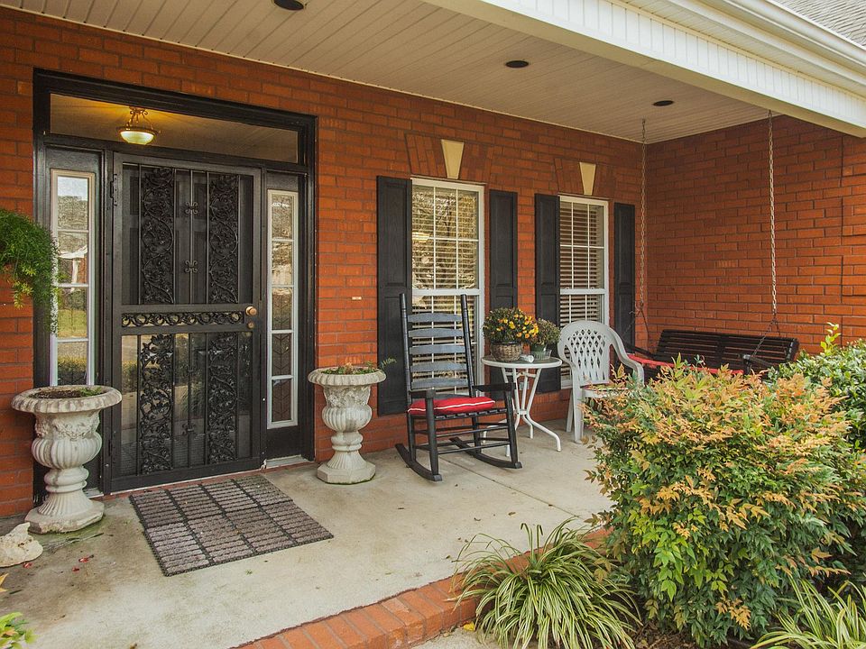 1st image of 323 Kevin Dr