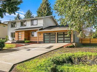 19615 65th Ave NE, Kenmore, WA 98028