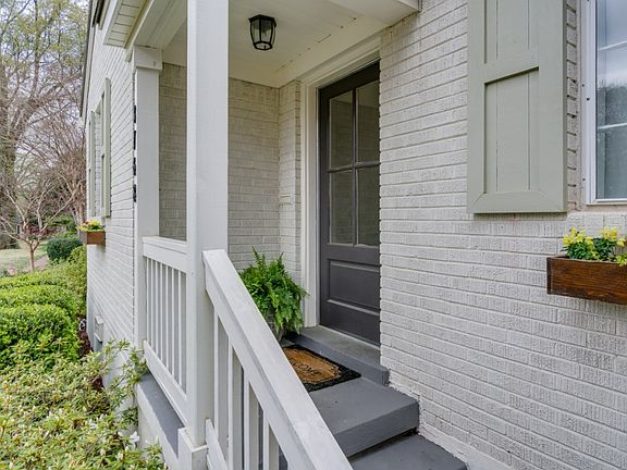 2nd image of 3768 N Montclair Dr