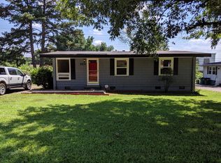 5533 Queen Anne Rd, Charlotte, NC 28217