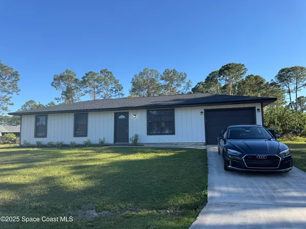 696 Harrington St SW, Palm Bay, FL 32908