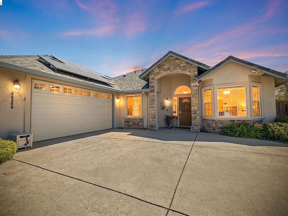 1st image of 20308 Starr King Dr