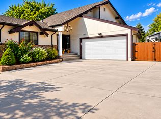 5801 W 72nd Dr, Arvada, CO 80003