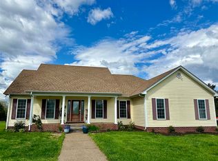 6955 Glen Lily Rd, Bowling Green, KY 42101