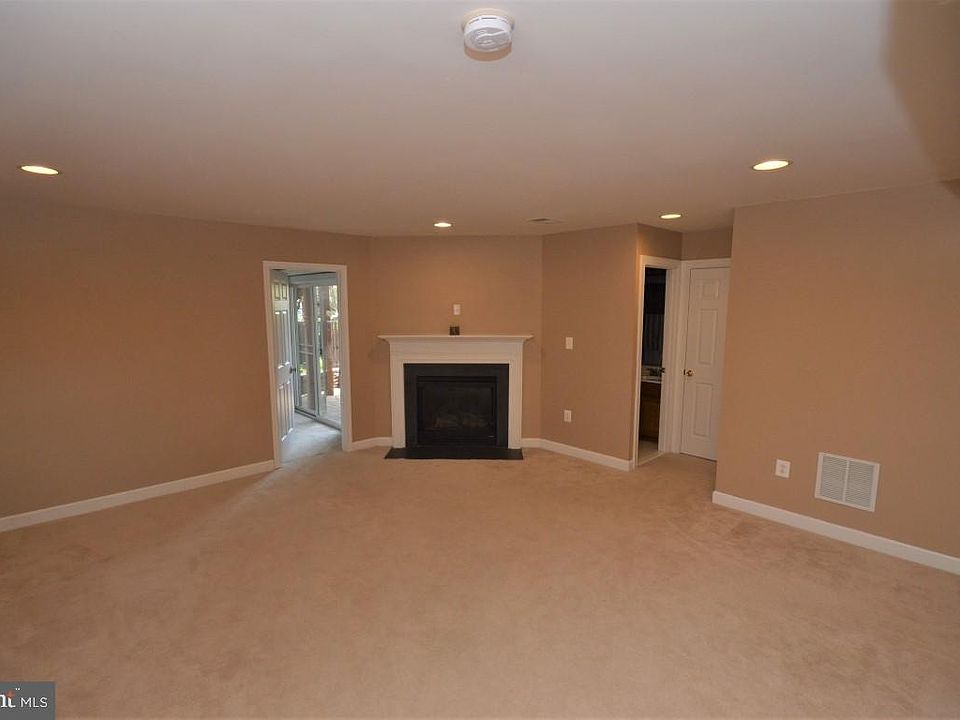 1st image of 6205 Lawson Dr