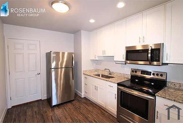 1st image of 550 W 9th St APT 1