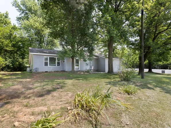 936 S Elm Springs Rd, Springdale, AR 72762