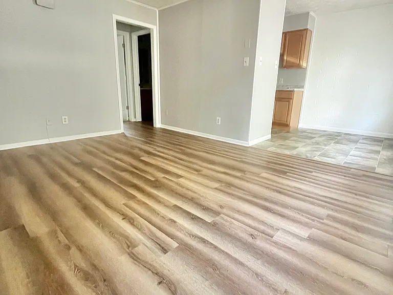 310 Watauga Dr #9 — Photo 1