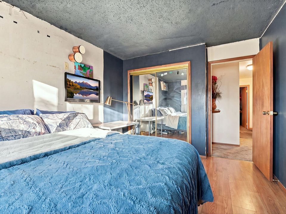 15377 Vivian St, photo 9