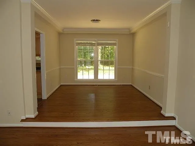 311 Swiss Lake Dr — Photo 4
