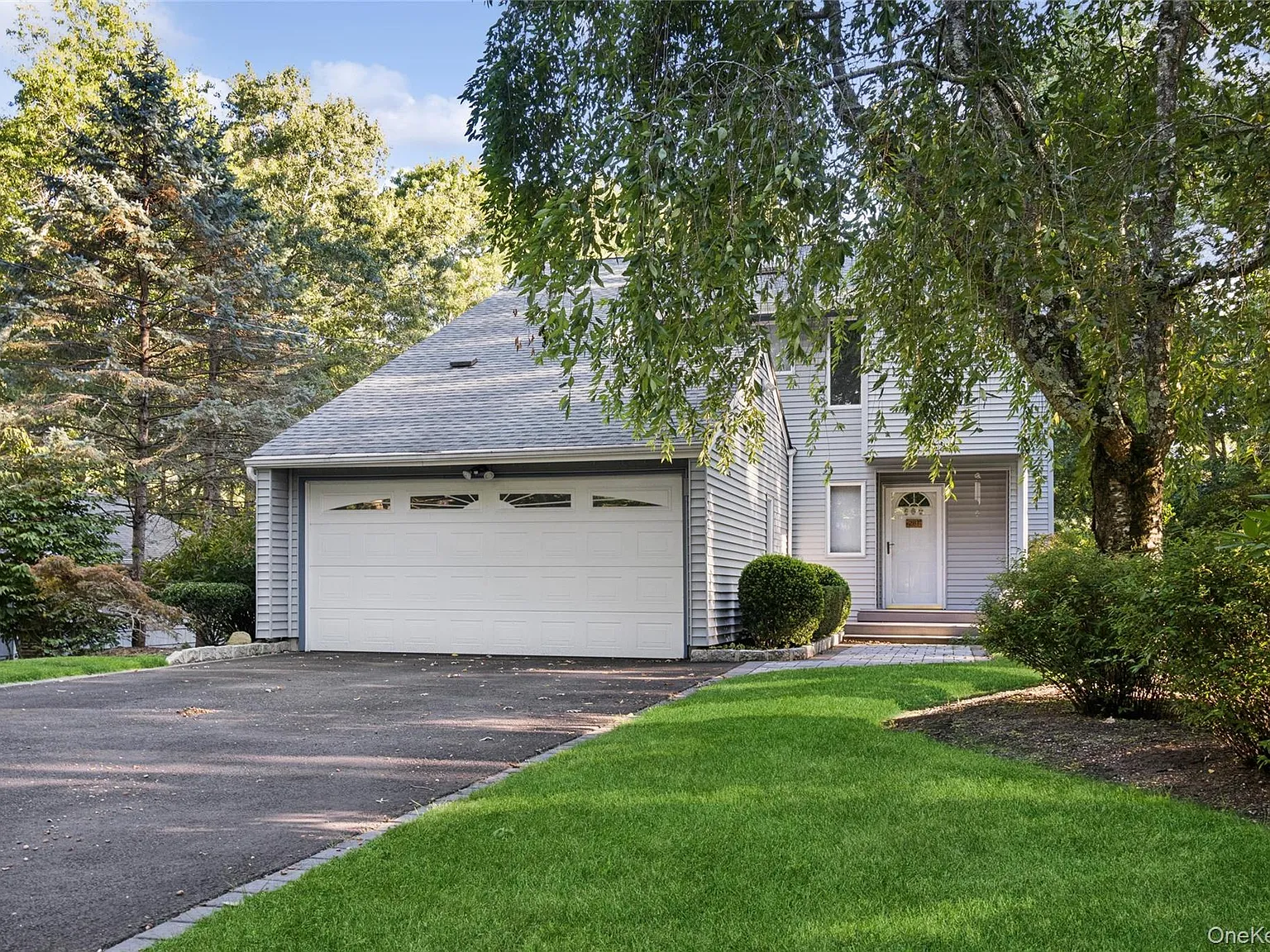 3 bed, 2.5 bath, 2000 sqft, $4,550 — Photo 1