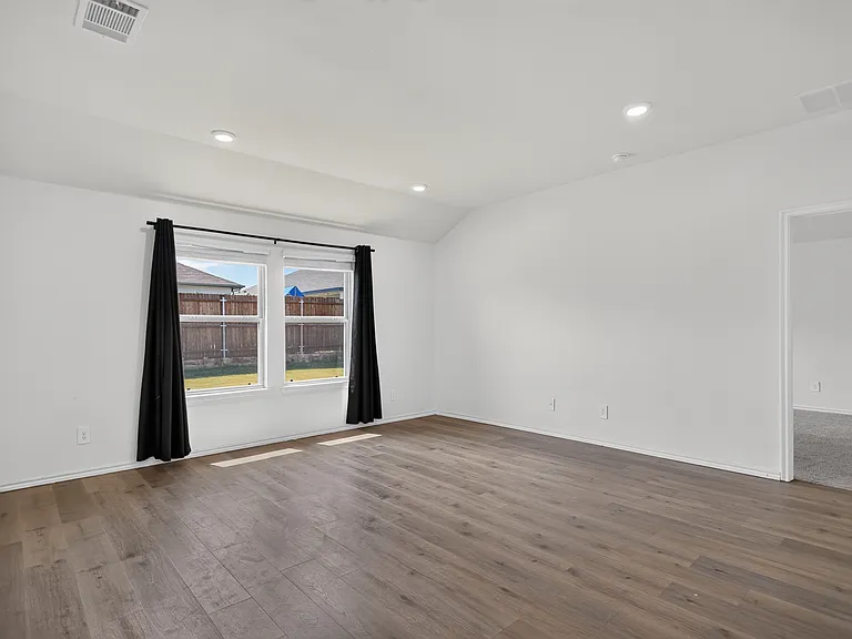 149 Boxwood Dr — Photo 8