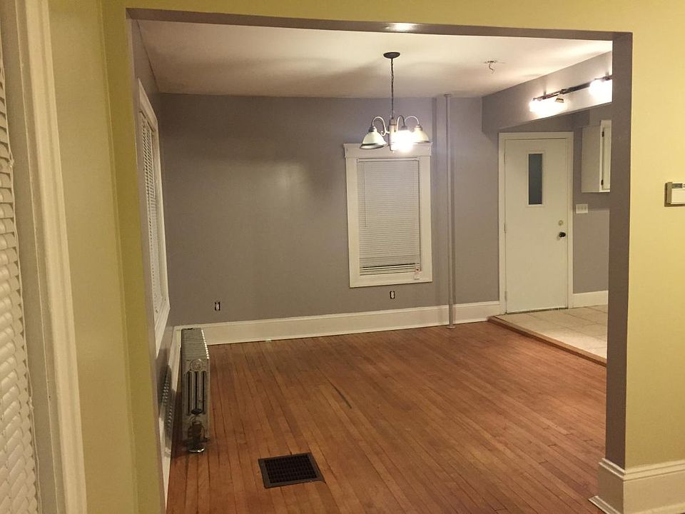 Dining Room -1st floor