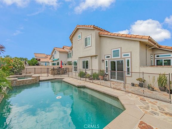 4th image of 9042 Santiago Dr